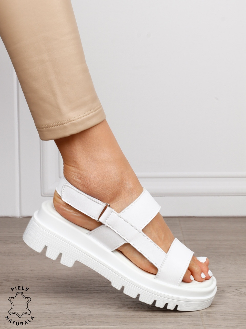 Sandale damă din piele naturală model casual chic CRL1654 ALB