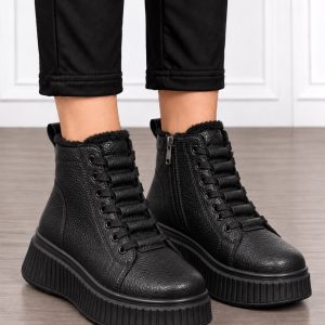 Ghete damă din piele naturală cu finisaj clasic CRL1904 NEGRU
